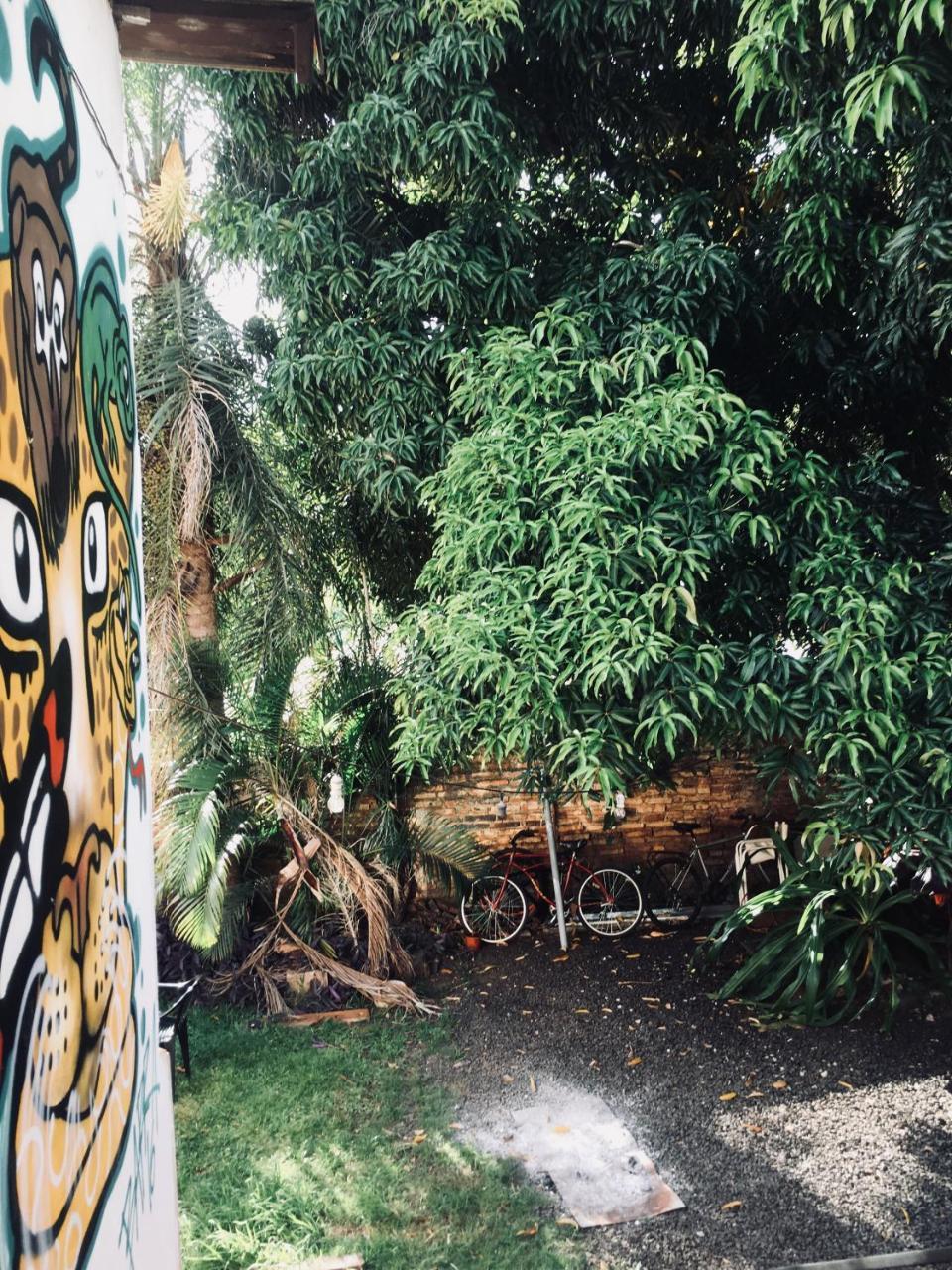 Hostel Costa Mosquito Posadas Bagian luar foto