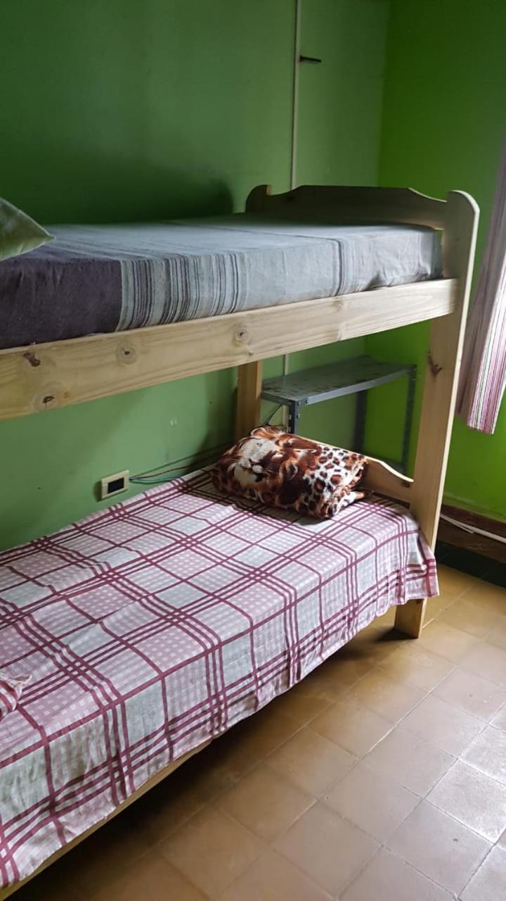 Hostel Costa Mosquito Posadas Bagian luar foto